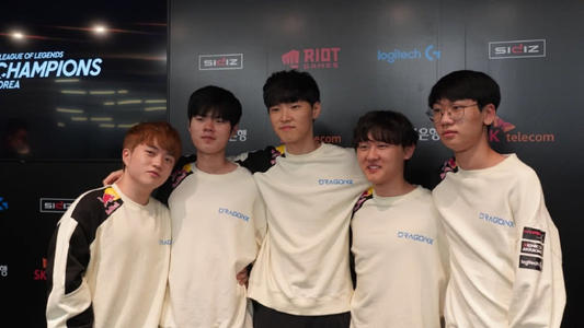 手多余的空 手多余的空