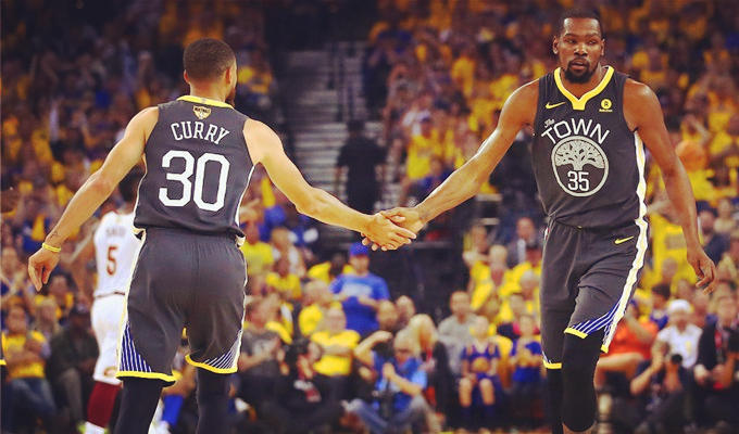 为当今足坛 为当今足坛