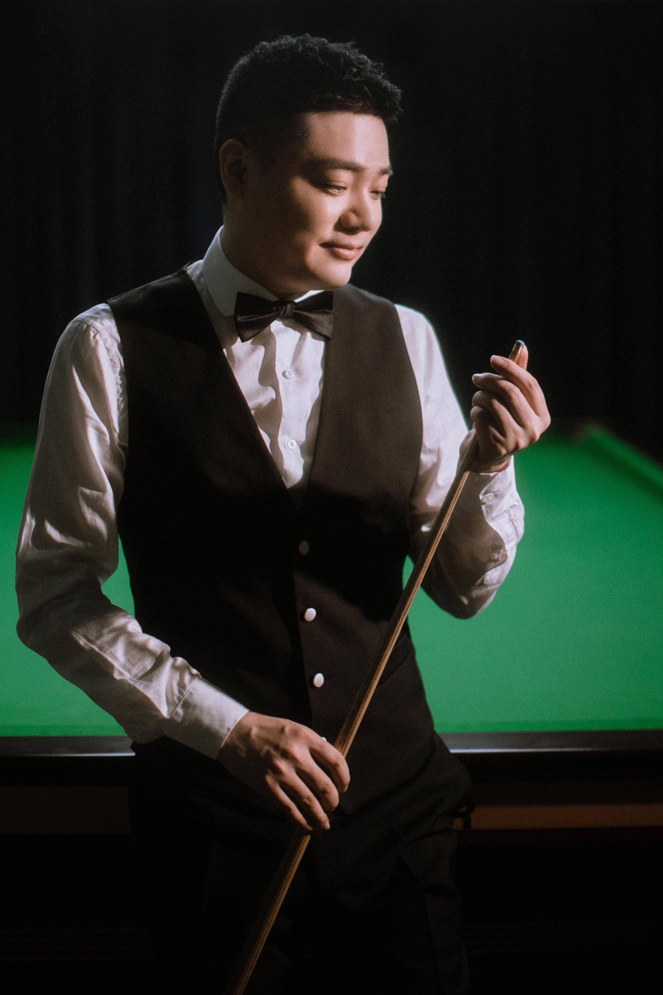 持续保持其 持续保持其